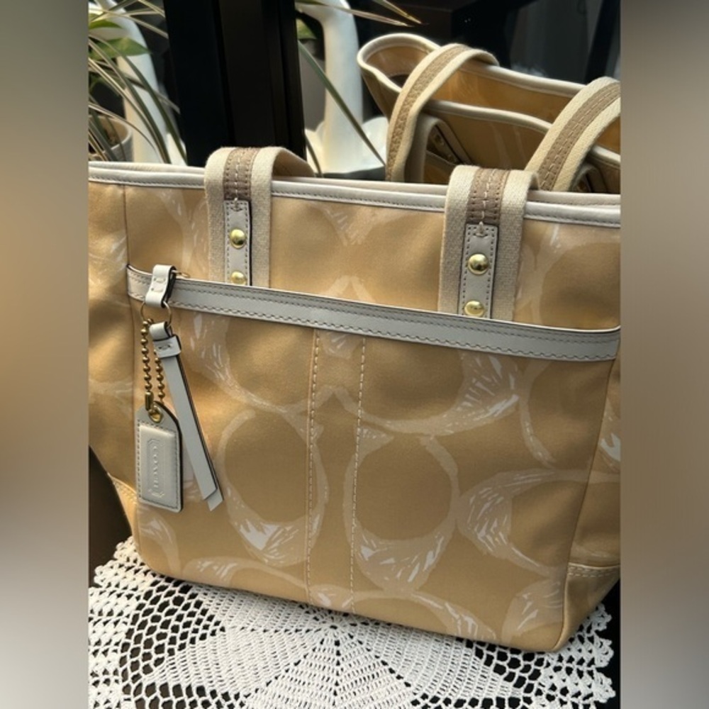 Coach Tan and Cream Shoulder Bag
